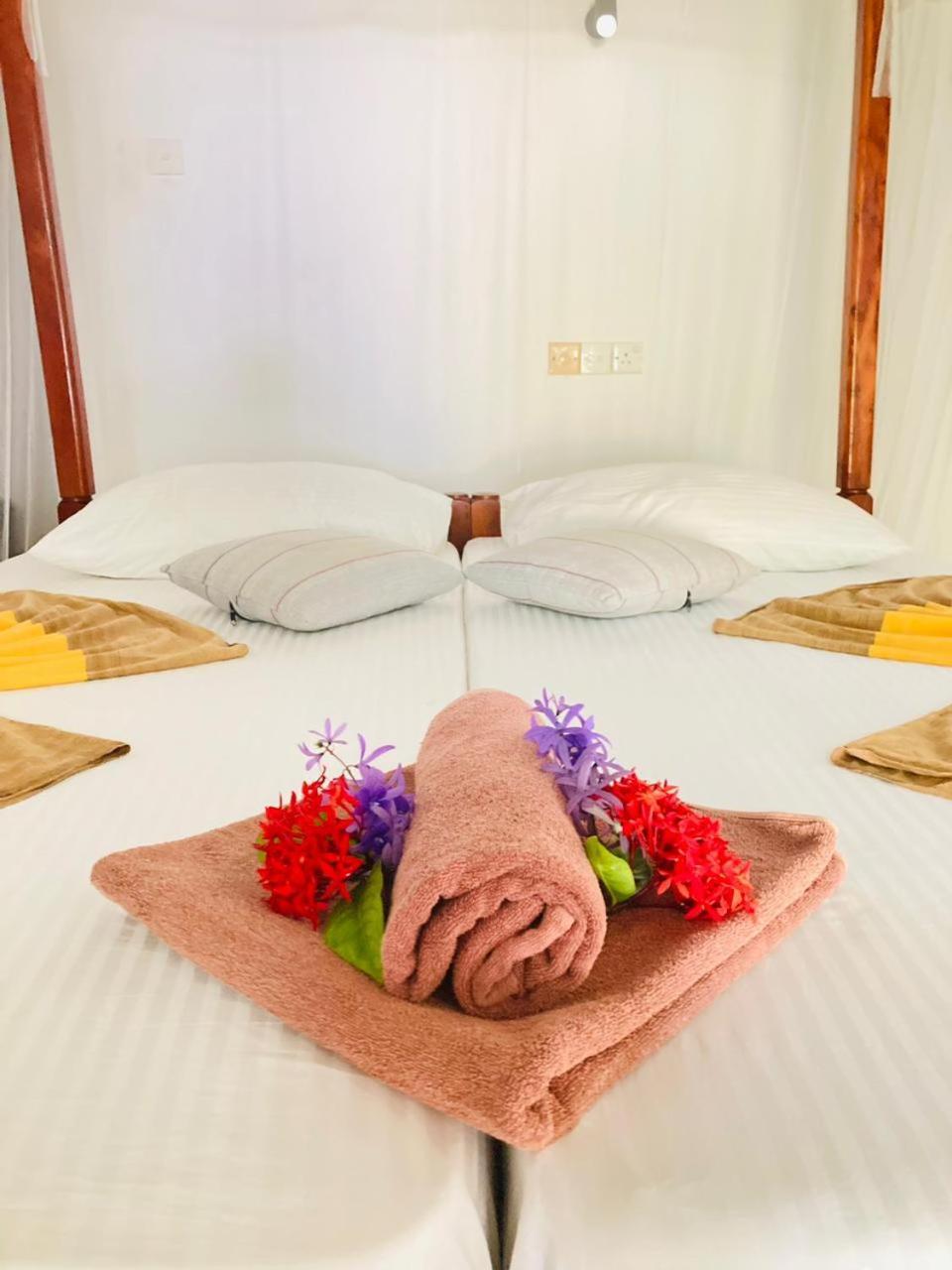 Dilena Beach Inn Tangalle Ruang foto