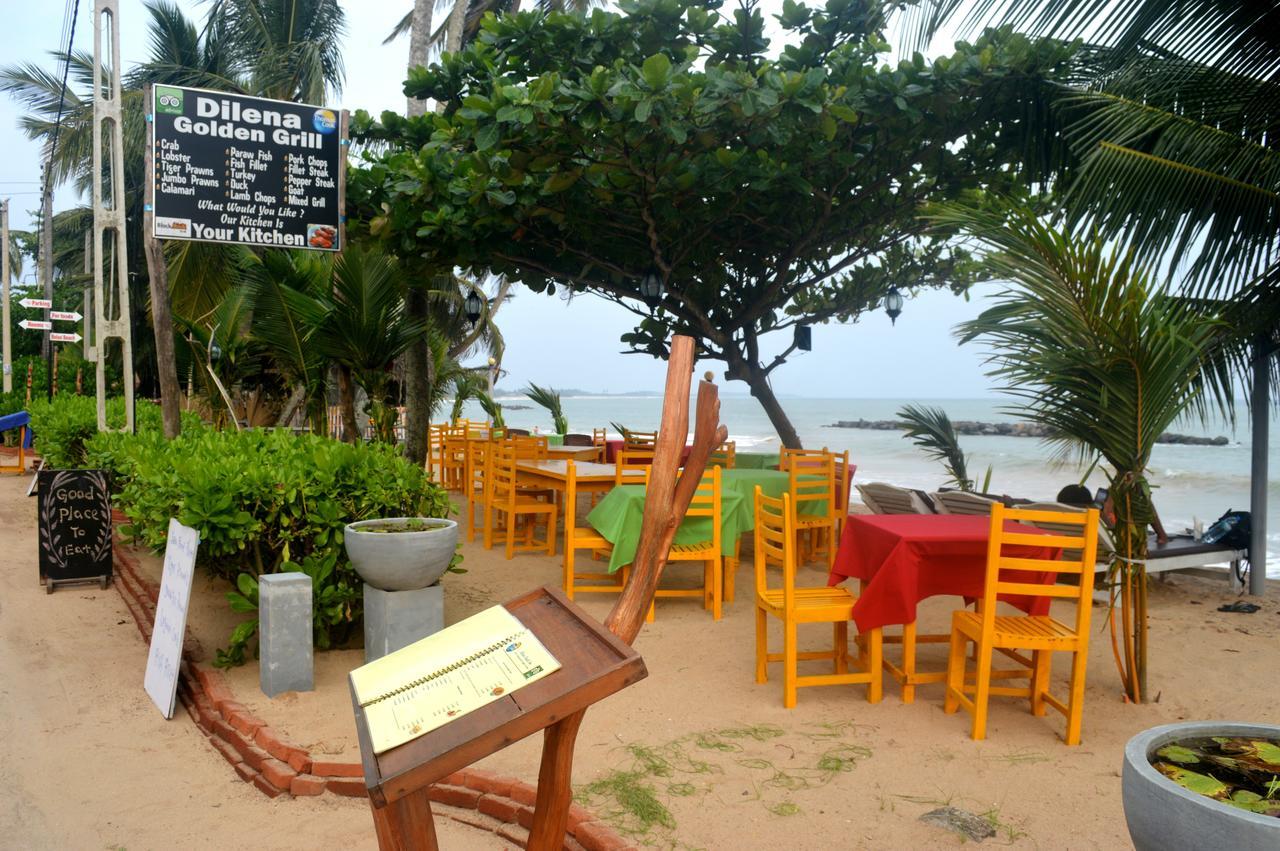 Dilena Beach Inn Tangalle Bagian luar foto
